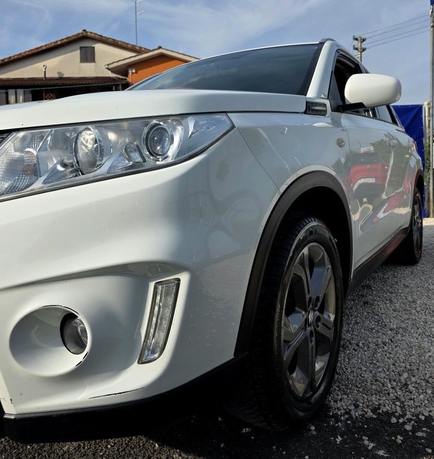 
								SUZUKI VITARA 1.6 VVT 4WD full									