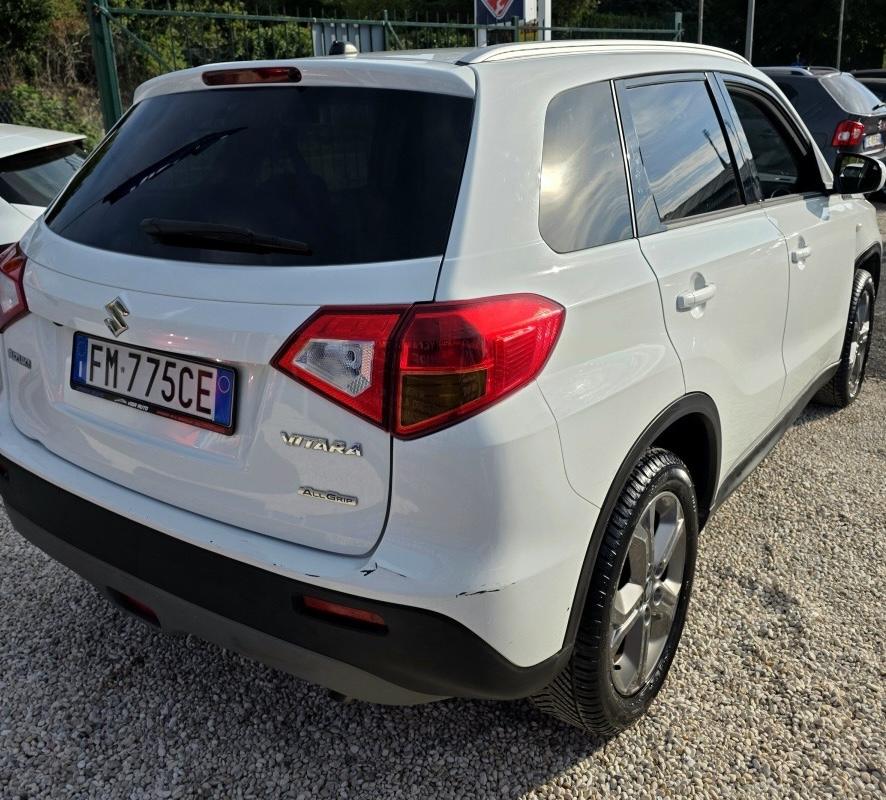 
								SUZUKI VITARA 1.6 VVT 4WD full									