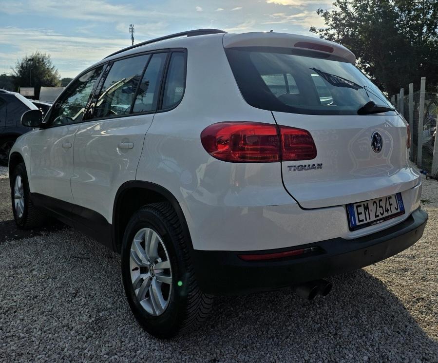
								VOLKSWAGEN TIGUAN TREND & FUN BLUEMOTION full									