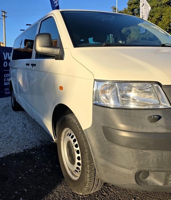 
								VOLKSWAGEN TRANSPORTER T5 full									