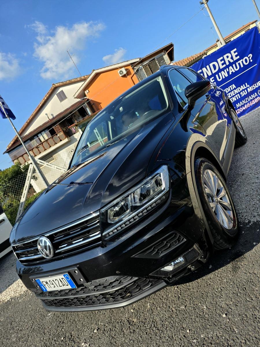 
								Volkswagen Tiguan 2.0 TDI Advanced 4MOTION full									