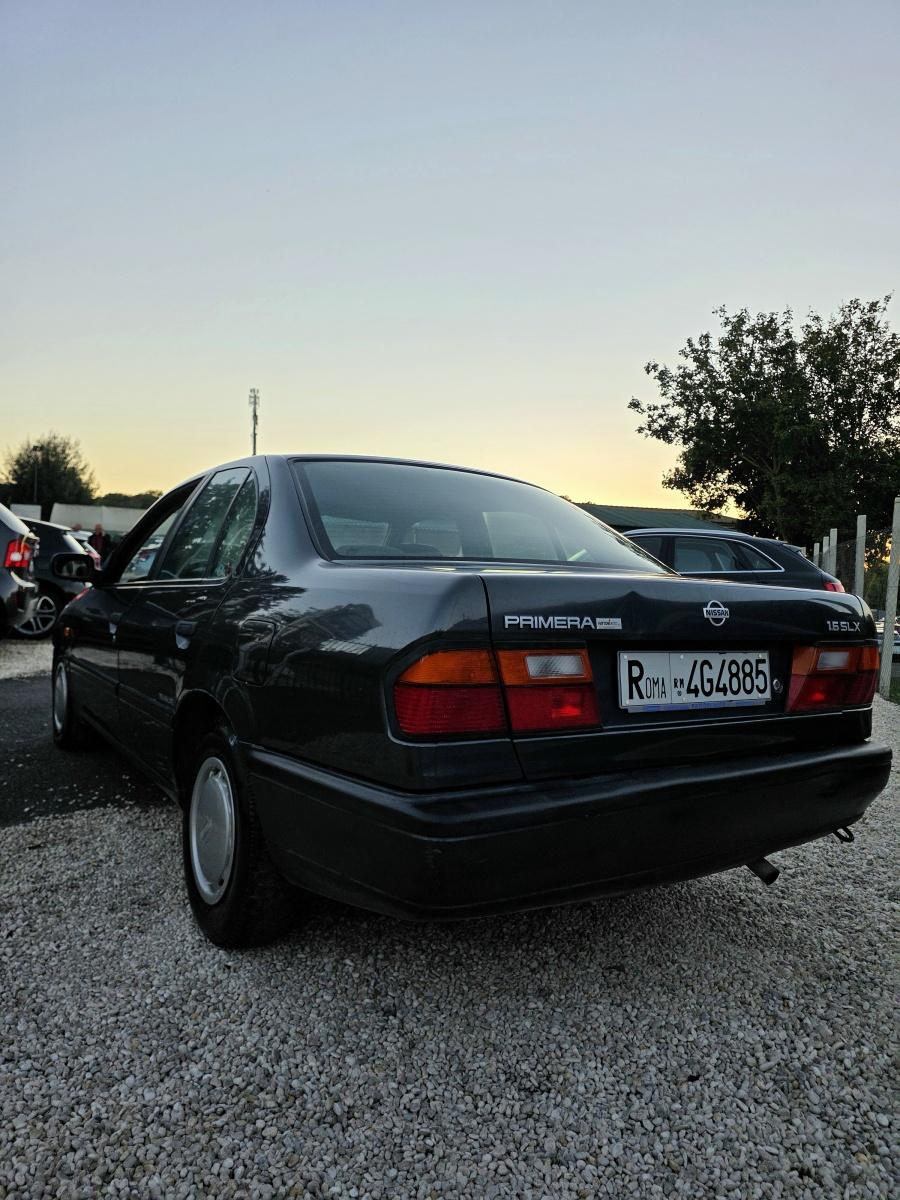 
								Nissan Primera 1.6 SLX 90 CV full									
