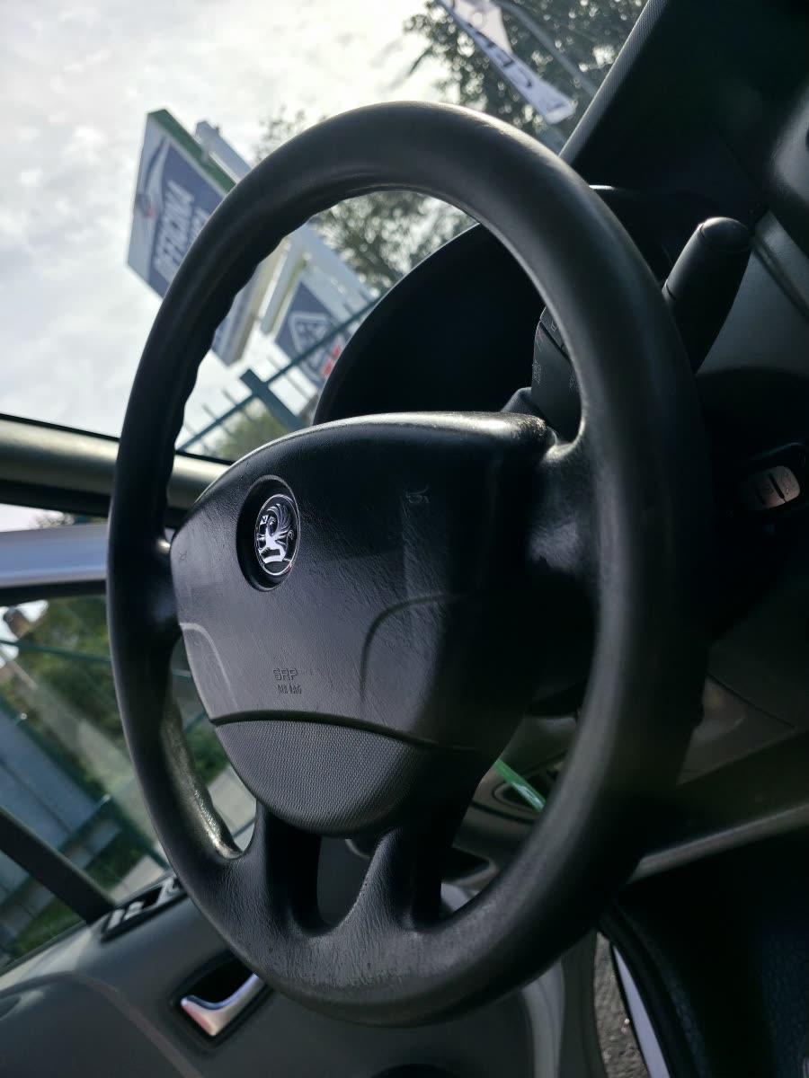 
								Opel Vivaro 2.0 CDTI 114 CV full									